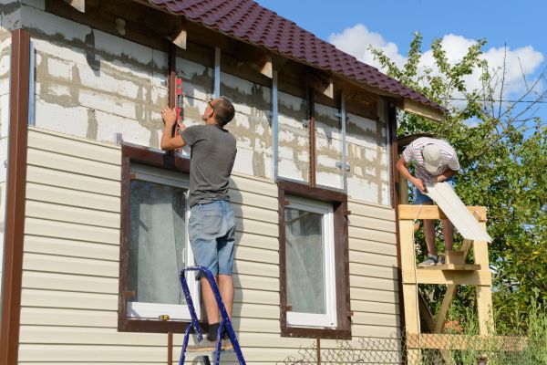 Cost of Handyman Siding Repair in Evergreen